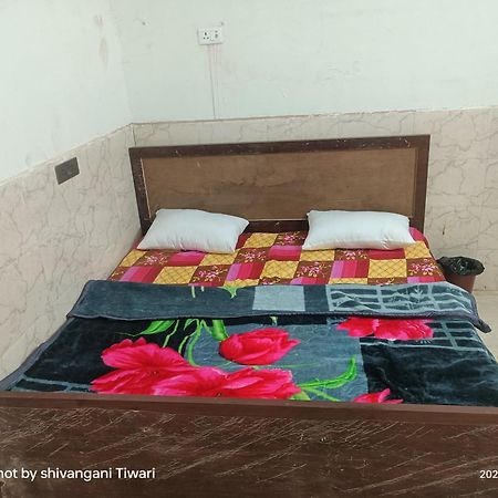 Rama'S Residency Apartment Ayodhya Exterior photo