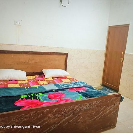 Rama'S Residency Apartment Ayodhya Exterior photo